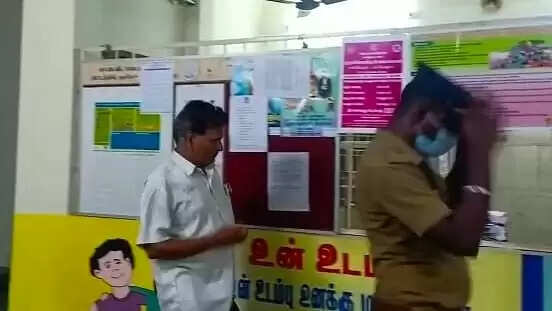 மாணவிகளிடம் சில்மிஷம்.. பொதுமக்கள் போராட்டம்.. போக்சோவில் தலைமை ஆசிரியர் கைது..!