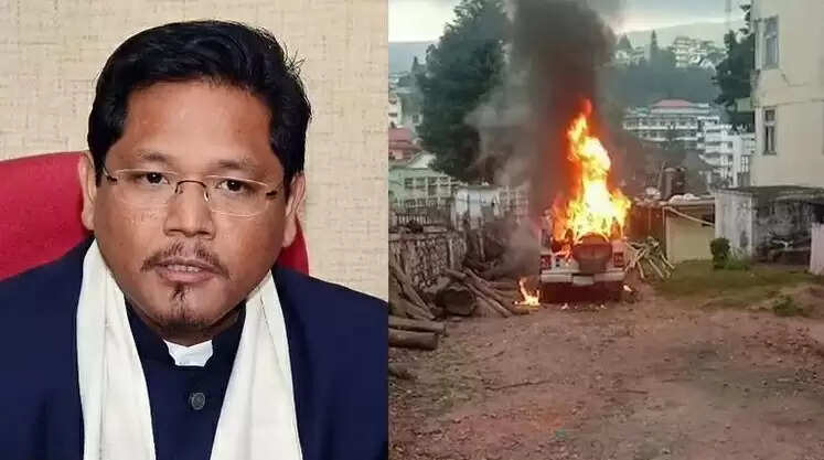 முதலமைச்சர் வீடு மீது பெட்ரோல் குண்டு வீச்சு.. நீடிக்கும் பதற்றம் !!