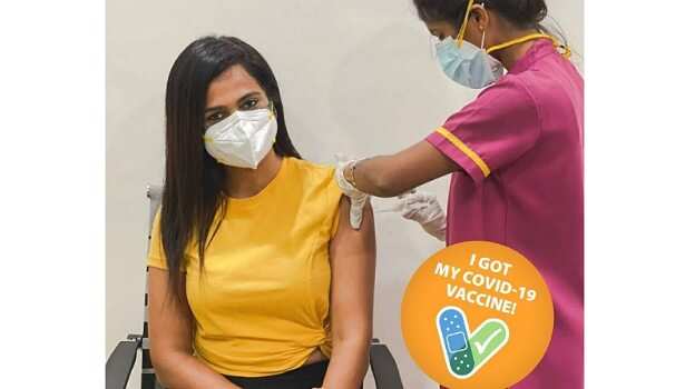 அனைவரும் தடுப்பூசி போட்டுக்கொள்ளுங்கள் - பிக்பாஸ் நடிகை வேண்டுகோள் !!