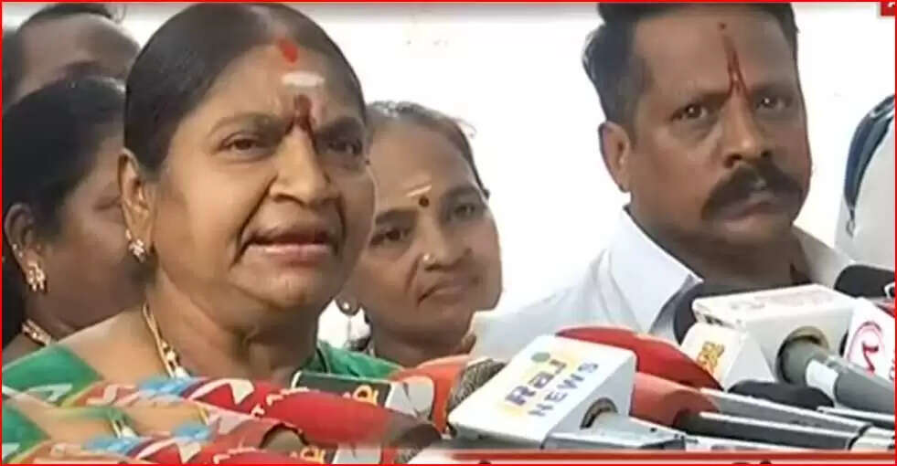 ஓபிஎஸ் தொடரும் வழக்குகளை இபிஎஸ் எதிர்கொள்வார்.. மாஜி அமைச்சர் வளர்மதி பேட்டி..!