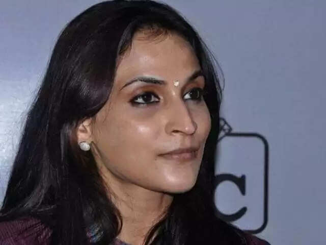 ஐஸ்வர்யா ரஜினிகாந்துக்கு கொரோனா தொற்று உறுதி!!