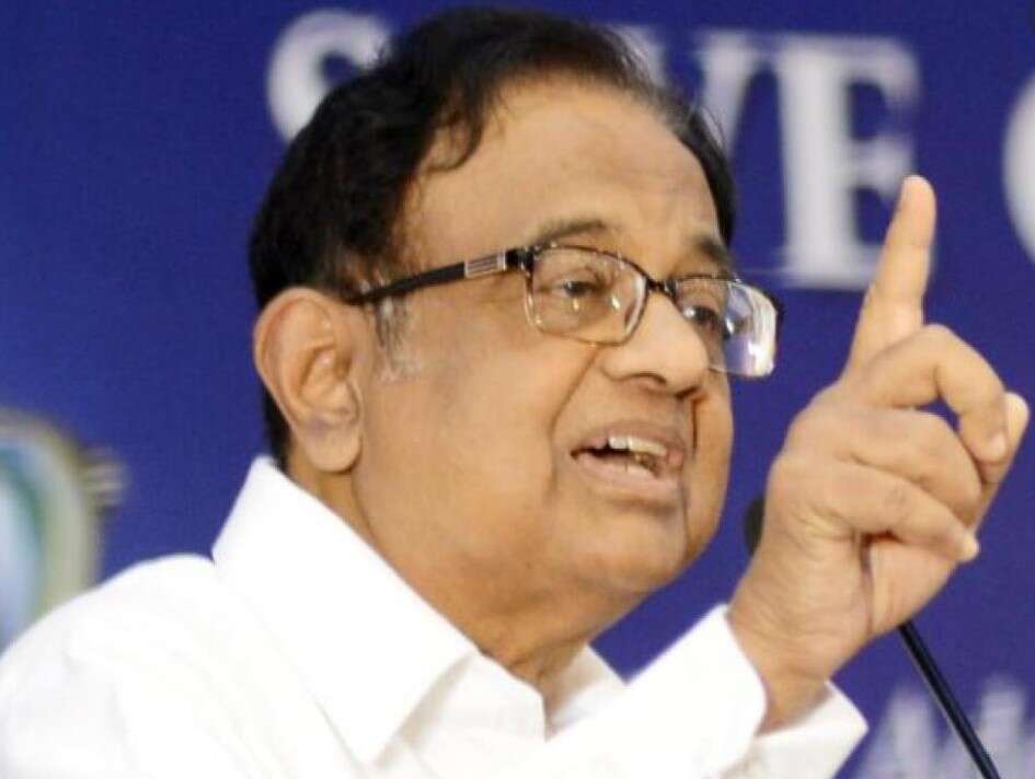 8 ஆண்டுகளில் ஒவ்வொரு குடும்பத்திடமிருந்தும் 100000 ரூபாய் வரி வசூலித்த பிரதமர் மோடி!