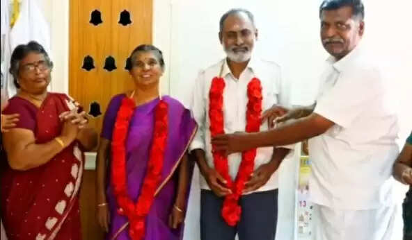 தேர்தல் சுவாரஸ்யம்.. தாய், மகன் அடுத்தடுத்த வார்டில் வெற்றிபெற்று அசத்தல் !!