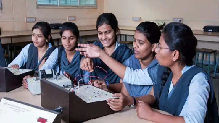 பிளஸ் 2 மாணவர்களுக்கு முக்கிய அறிவிப்பு..!