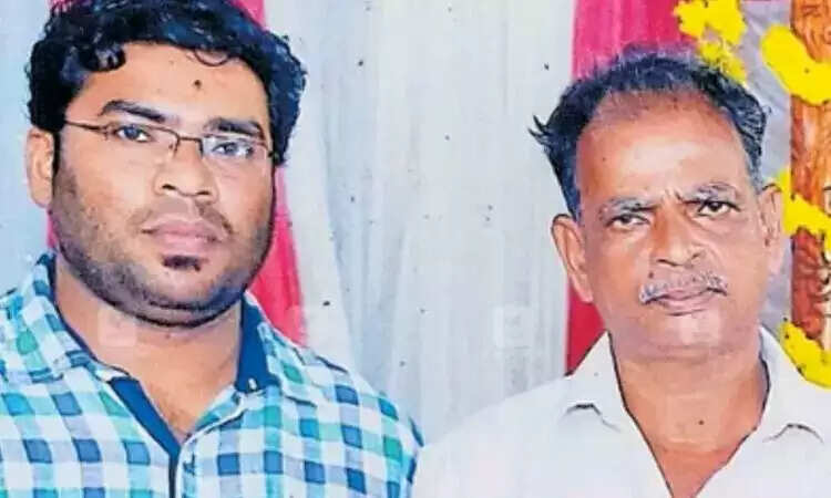 இளநீர் பறிக்க சென்றபோது சோகம்.. மின்சாரம் தாக்கி தந்தை - மகன் பலி..!