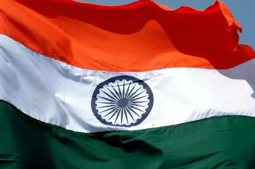 தேசியக் கொடியால் உயிர் தப்பினேன்.. கர்நாடக மாணவர் கண்ணீர் பேட்டி..! தேசியக் கொடியால் உயிர் தப்பினேன்.. கர்நாடக மாணவர் கண்ணீர் பேட்டி..!