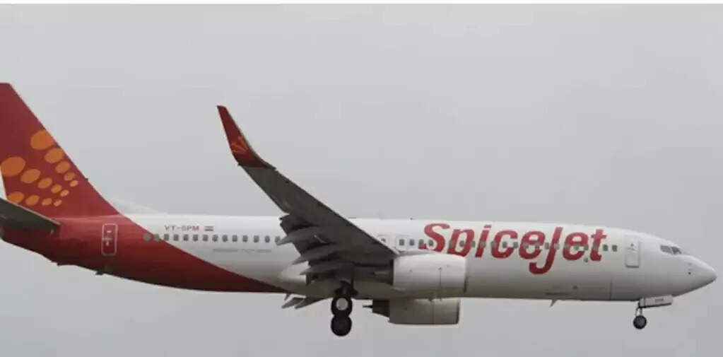 நடுவானில் குலுங்கிய விமானம்.. பயணிகள் காயம்.. விரிவான விசாரணைக்கு உத்தரவு !!