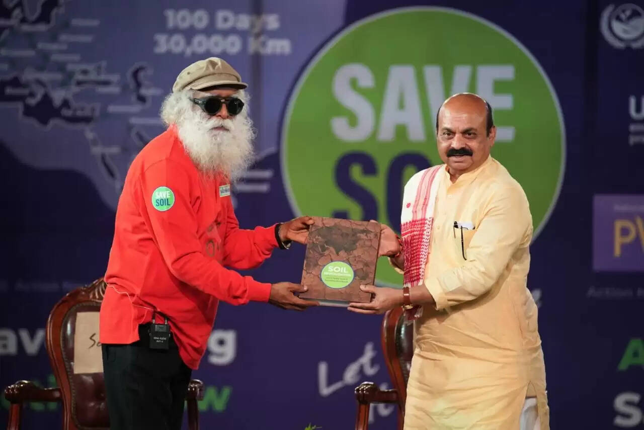 சத்குருவின் பயணம் தாய் பூமியைக் காப்பாற்றிய வரலாற்றில் எழுதப்படும்!