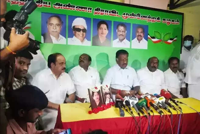 இன்னும் பல ஆடியோக்கள் கைவசம் இருக்கு- ஓபிஎஸ் டீம் பகீர் !!