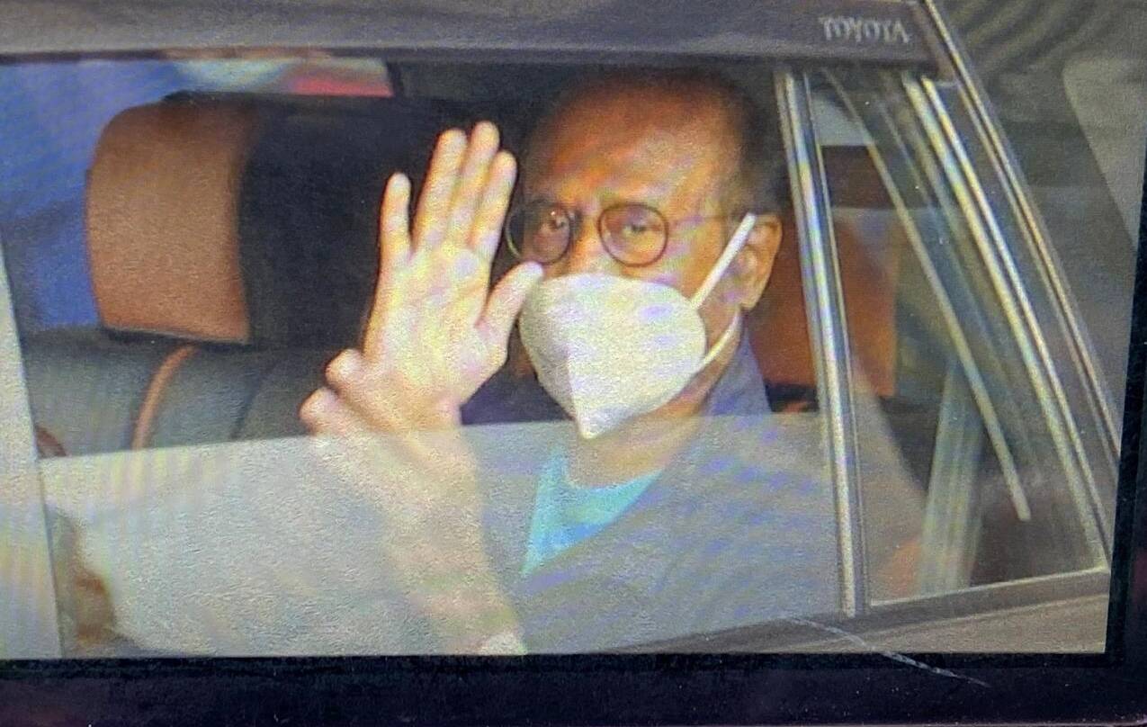 அமெரிக்காவில் ரஜினி.. வைரலாகும் கெத்தான புகைப்படம் !