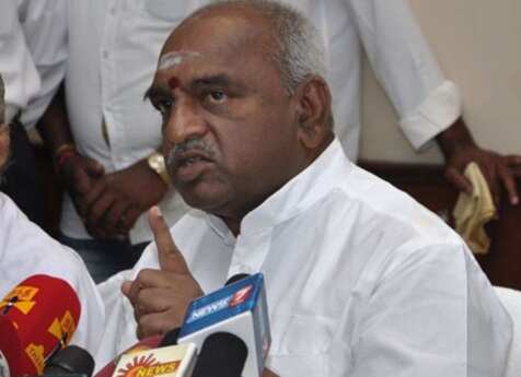 முதலமைச்சர் கட்டியணைப்பது நல்லதல்ல.. பொன்.ராதாகிருஷ்ணன் திடீர் எச்சரிக்கை !!