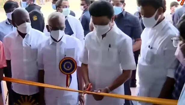 சென்னையில் 45-வது புத்தக கண்காட்சியை முதல்வர் தொடங்கி வைத்தார்..!!