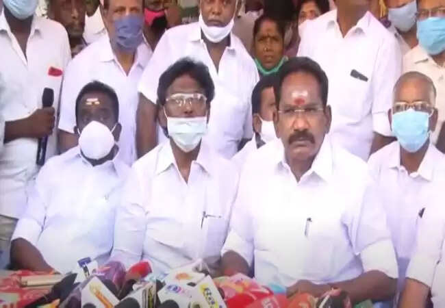 எங்கள் பிள்ளைக்கு வேறு ஒருவர் பெயர் வைப்பது போல் உள்ளது..! - செல்லூர் ராஜூ