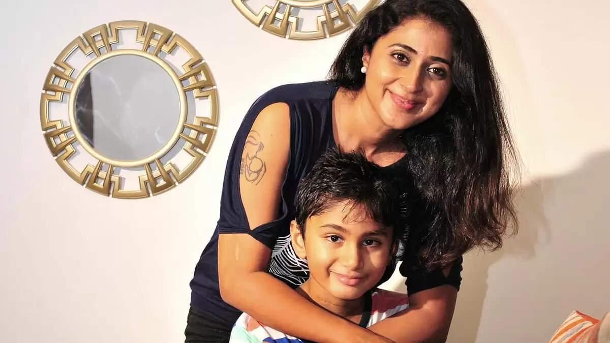 சின்னத்திரை பக்கம் திரும்பிய அஜித் பட நடிகை !!