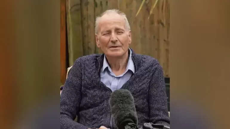 ஒரு முறை அல்ல, 48 முறை கொரோனாவுக்கு குட்பை சொன்ன முதியவர்..!