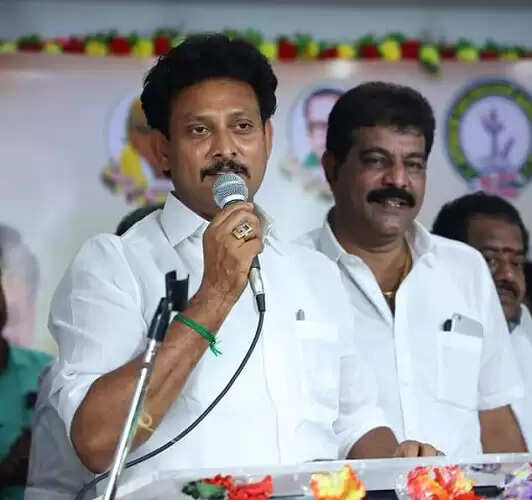 மாணவர்களின் பெற்றோருக்கு கல்வித்துறை அமைச்சர் வேண்டுகோள்..!