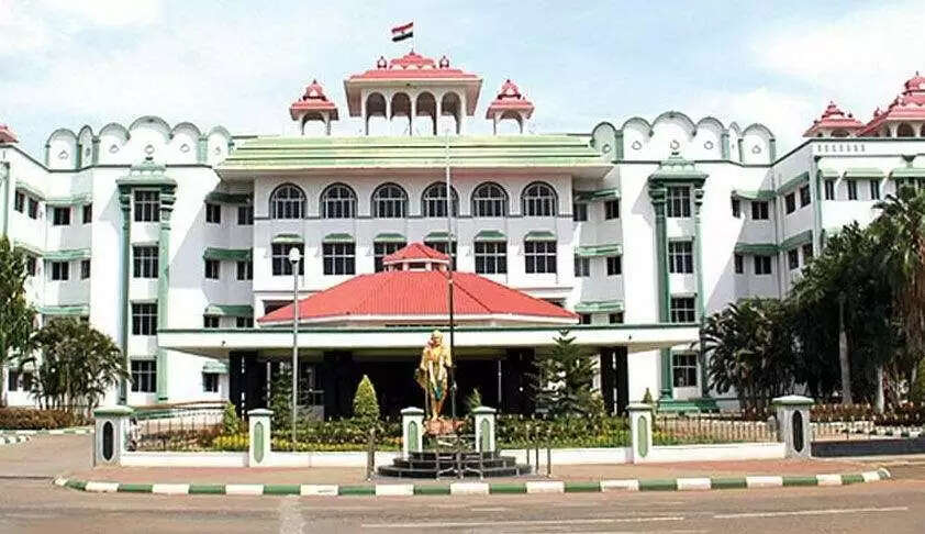 ஒருவர் தவறு செய்ய துணைபுரிந்தால் சட்டப்படி யூடியூப்பும் குற்றவாளிதான் - உயர்நீதிமன்ற மதுரை கிளை ..!!