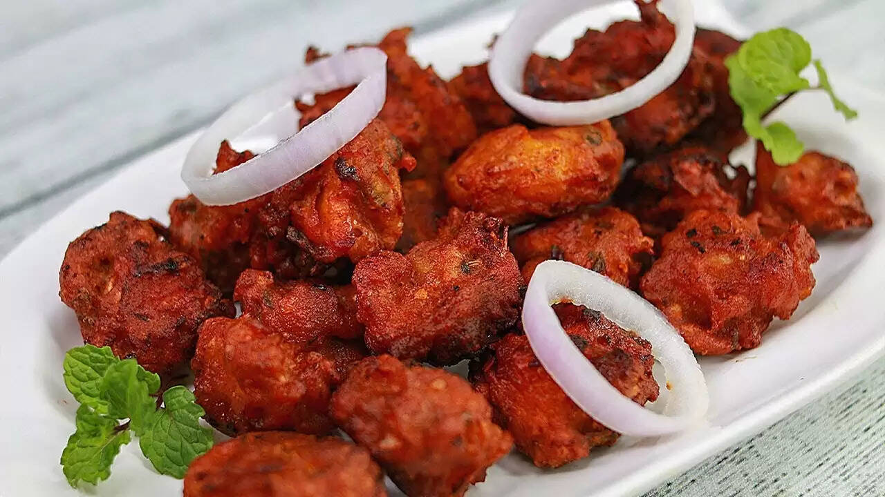 8 ஆண்டுகள் பதுங்கியிருந்த கொலை குற்றவாளியை சிக்க வைத்த சிக்கன் பகோடா!!