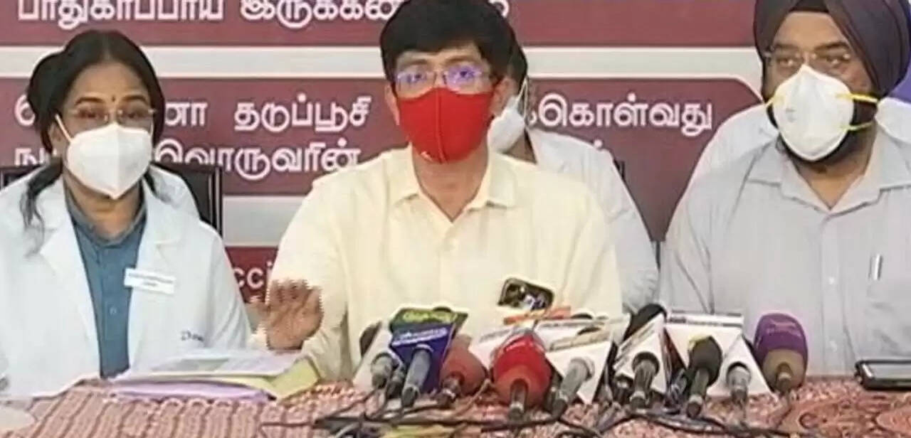 தடுப்பூசி செலுத்திய நபர்களுக்கு ஒமைக்ரான் பாதிப்பு குறைவு - சுகாதாரதுறை செயலாளர் தடுப்பூசி செலுத்திய நபர்களுக்கு ஒமைக்ரான் பாதிப்பு குறைவு - சுகாதாரதுறை செயலாளர்