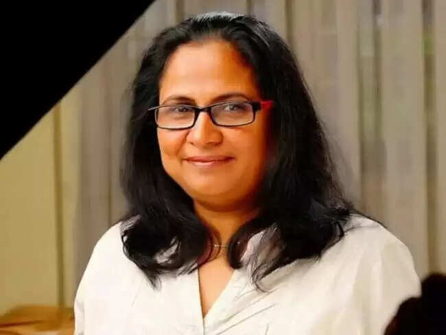 பிரபல நடிகை மாரடைப்பால் மரணம்.. திரையுலகினர் இரங்கல்..!