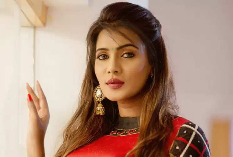 Meera-Mithun1