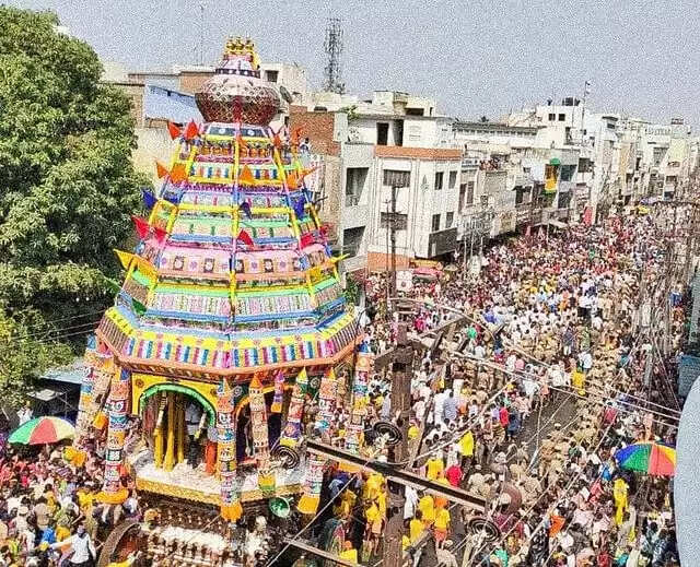 கோவை கோனியம்மன் கோவில் தேர்த்திருவிழா.. பக்தர்கள் உற்சாகம் !!