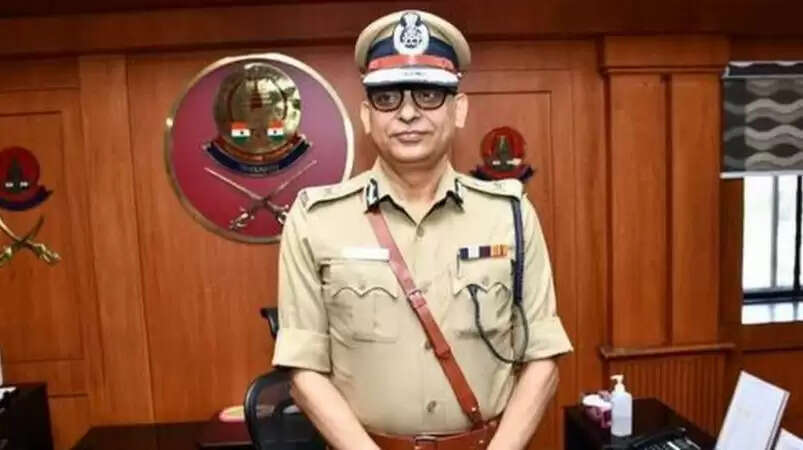 ‘ரூட்டு தல’களுக்கு இனி காப்பு கன்பார்ம்.. போலீஸ் கமிஷனர் அதிரடி உத்தரவு..!
