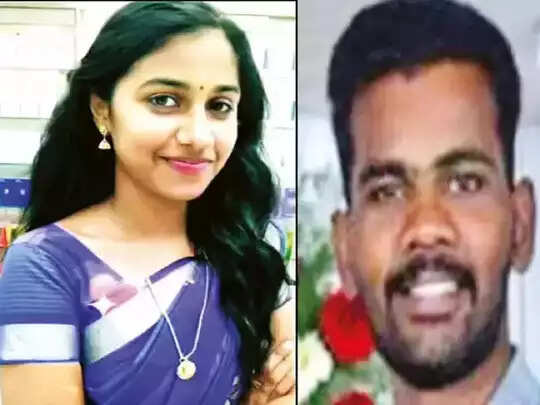 கொடுத்த பணத்தை திரும்பி கேட்ட இளைஞரை 24 வயது இளம்பெண் செய்த செயலை பாருங்க..!!