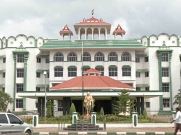 லாவண்யா தற்கொலை வழக்கு சிபிஐ-க்கு மாற்றம்..!! லாவண்யா தற்கொலை வழக்கு சிபிஐ-க்கு மாற்றம்..!!