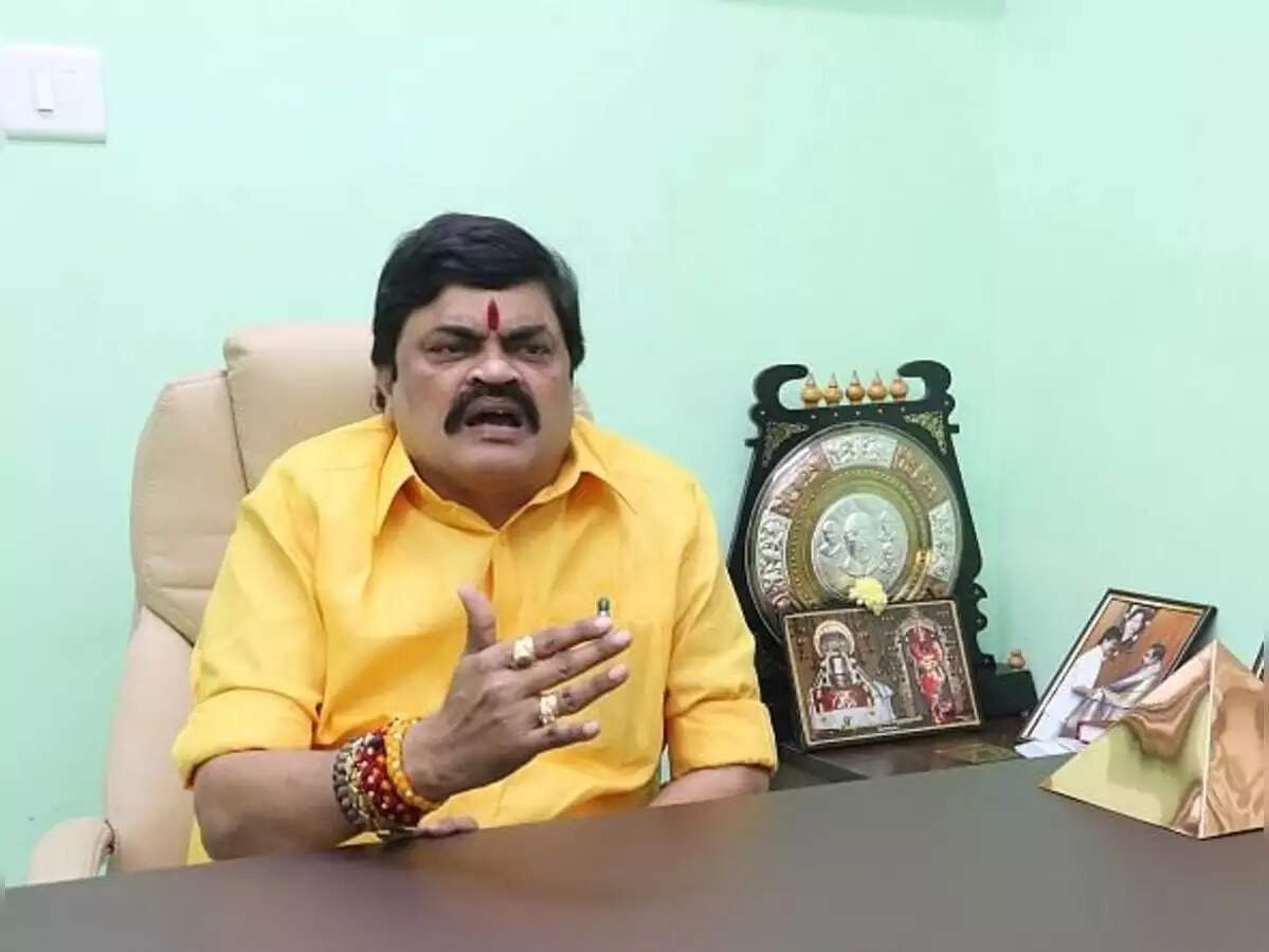 ராஜேந்திர பாலாஜி பண மோசடி புகாருக்கு ஆதாரங்கள் உள்ளது - தமிழ்நாடு அரசு !!