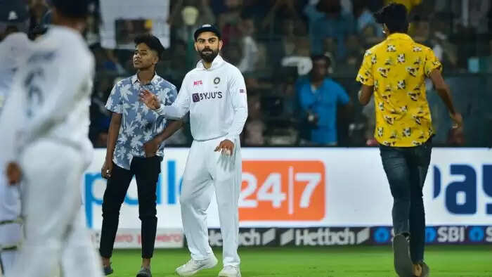 விராட் கோலியுடன் செல்ஃபி எடுத்த 4 ரசிகர்களுக்கு சிறை!!