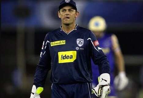 அதிகரிக்கும் கொரோனா… திசைதிருப்பும் ஐபிஎல் தேவையா? - கில்கிறிஸ்ட் விமர்சனம் !