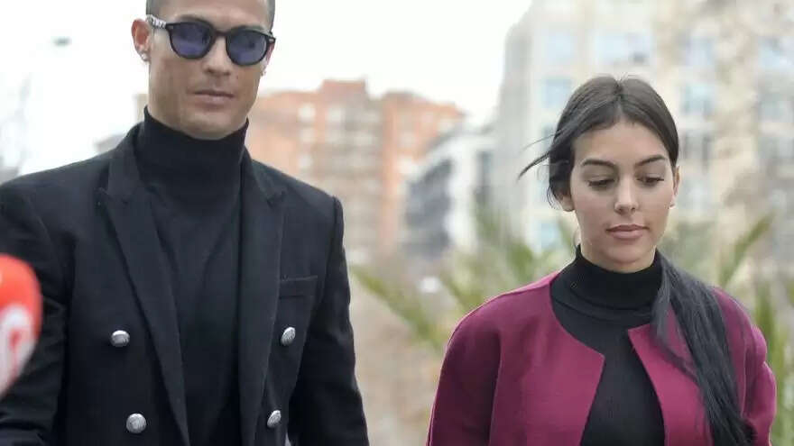Cristiano-Ronaldo-and-Georgina-Rodriguez