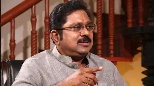 ஸ்டாலின் கண்டுபிடித்த திராவிட மாடல் இதானா..?: கேட்கிறார் டிடிவி தினகரன்..! ஸ்டாலின் கண்டுபிடித்த திராவிட மாடல் இதானா..?: கேட்கிறார் டிடிவி தினகரன்..!