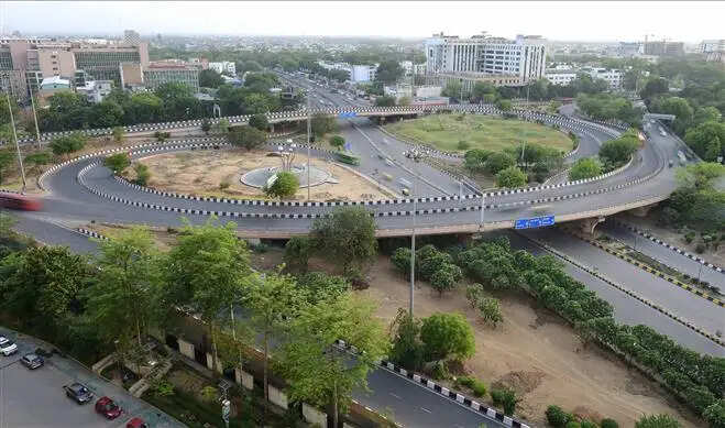 யாரும் கவலைப்பட வேண்டாம்.. ஊரடங்கை அமல்படுத்த மாட்டோம்: முதல்வர் உறுதி..!
