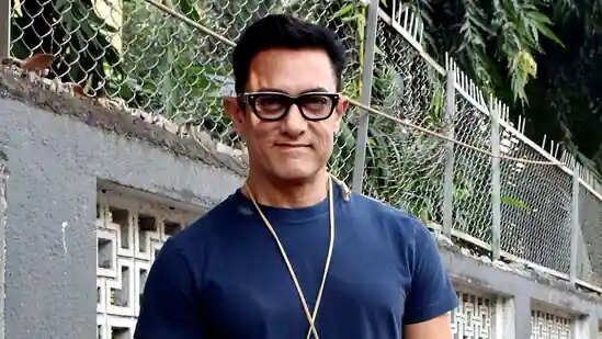 சமூகவலைதளங்களில் இருந்து விலகுவதாக பிரபல நடிகர் அறிவிப்பு..!