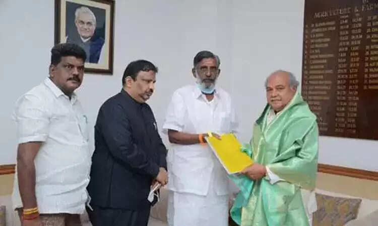 #BIG NEWS:- விவசாயிகளுக்கு இழப்பீடு தொகை.. மத்திய வேளாண் அமைச்சர் உறுதி..!