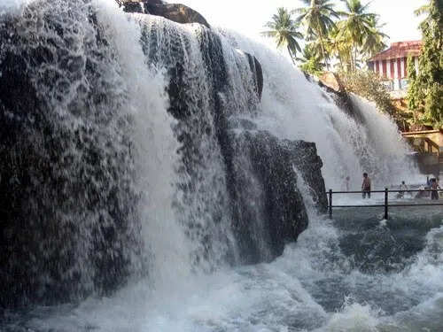 திற்பரப்பு அருவியில் சுற்றுலா பயணிகளுக்கு அனுமதி!!
