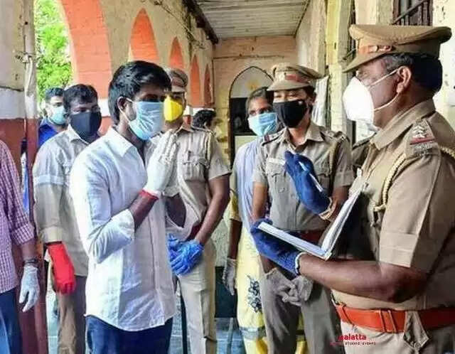சிபிசிஐடி அதிகாரி முன் நடிகர் சூரி ஆஜர்!! சிபிசிஐடி அதிகாரி முன் நடிகர் சூரி ஆஜர்!!