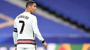 வாழ்த்து மழையில் சாதனை நாயகன் ரொனால்டோ