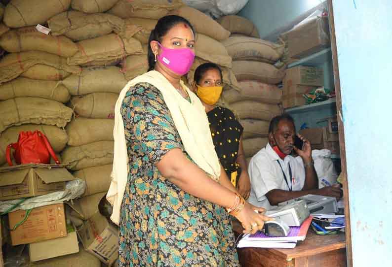 ரேஷன் கடைகளில் கை ரேகை பதிவில் பிரச்சினை ஏற்பட்டால் என்ன செய்வது ?