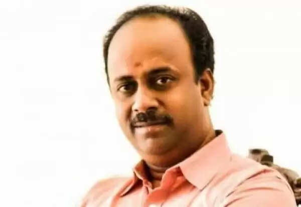 ரஜினி பட பெயரில் ரூ.15 கோடி மோசடி.. தயாரிப்பாளர் சங்கத் தலைவர் மீது வழக்கு..!