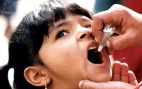 பெற்றோர்கள் கவனத்திற்கு.. நாளை போலியோ சொட்டு மருந்து முகாம் !!