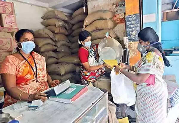 மக்களே கவனம்..!! ரேஷன் கடைகள் முடங்கும் அபாயம்!