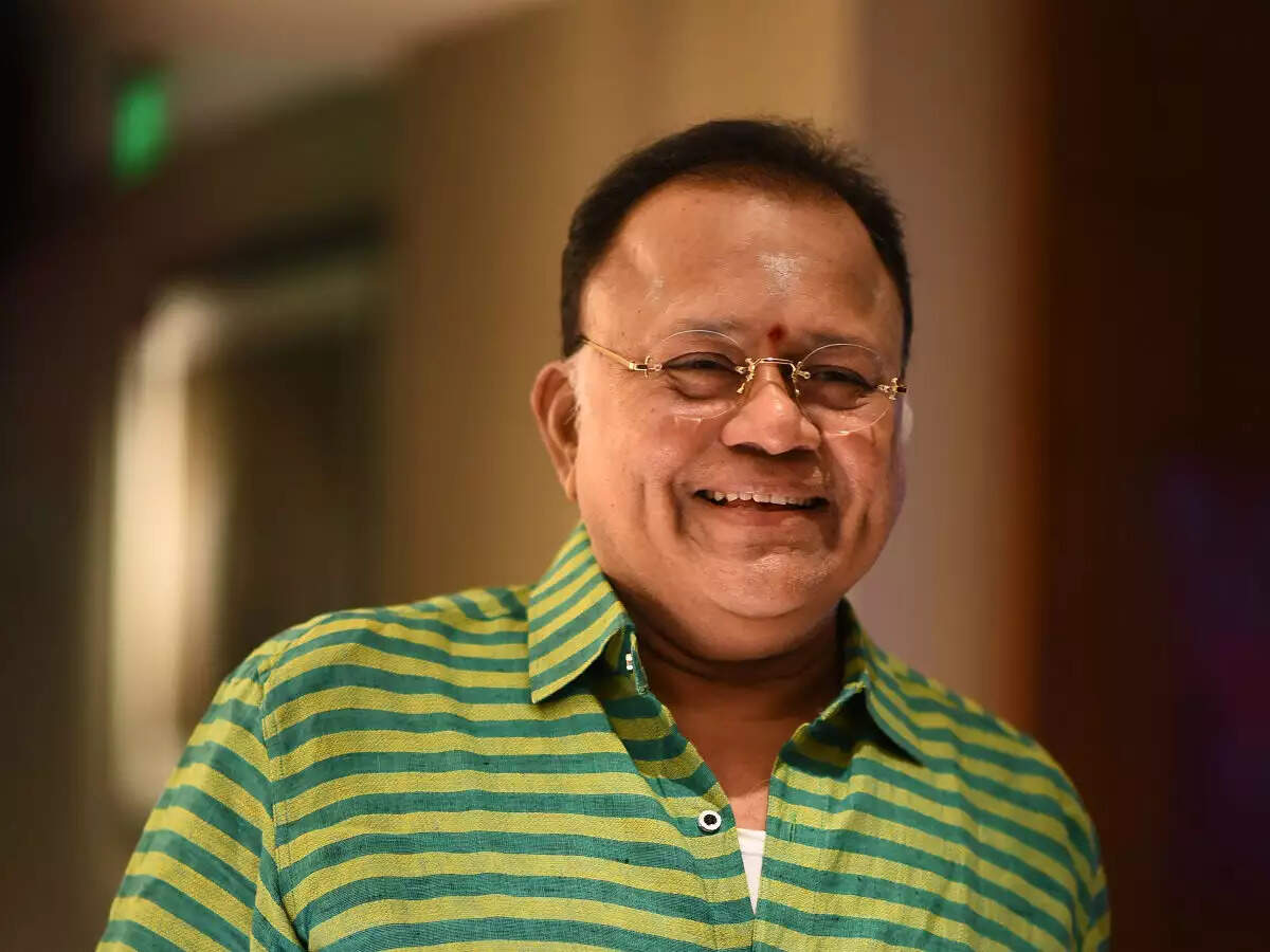 radha ravi