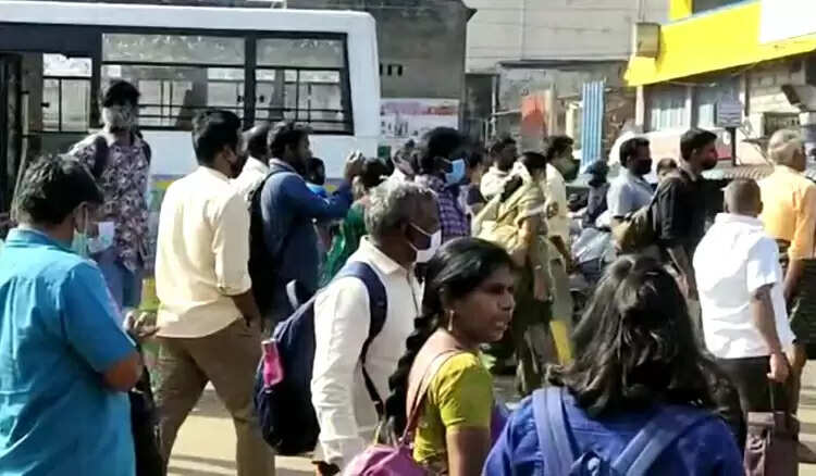 ஆவேசமடைந்த பயணிகள்.. அரசு பேருந்துகள் சிறைபிடிப்பு.. ஆவடியில் பரபரப்பு..!