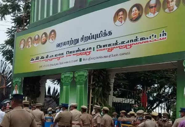 #BIG NEWS:- அதிமுக செயற்குழுவில் நிறைவேறியது 16 தீர்மானங்கள்.. என்னென்ன தெரியுமா..?