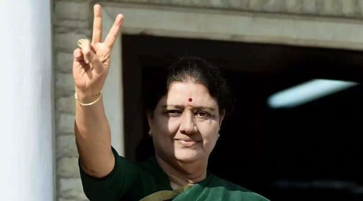 சசிகலா அளித்த பேட்டி.. உற்சாகத்தில் ஓபிஎஸ் ஆதரவாளர்கள்.. அப்படி என்ன சொன்னார்..?