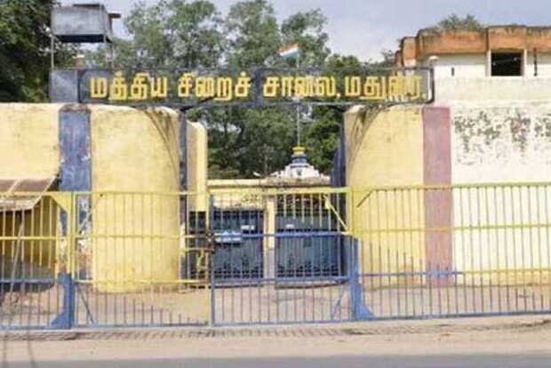 கைதி தற்கொலை விவகாரம்… சிறை காவலர் சஸ்பெண்ட்!!