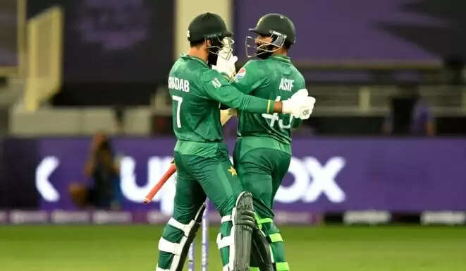 டி20 உலகக்கோப்பை: பாகிஸ்தானை மிரட்டிய ஆப்கான்.. கடைசி வரை பரபரப்பான ஆட்டதை ஒரே ஓவரில் மாற்றிய ஆசிப் !!